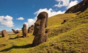 Moai statues